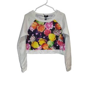 Love Juniors Sweater Size Large